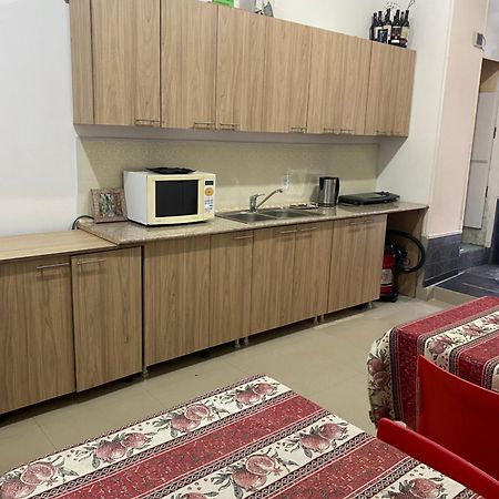 Lind Guest House B&B 久姆里 外观 照片