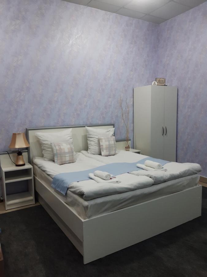 Lind Guest House B&B 久姆里 外观 照片