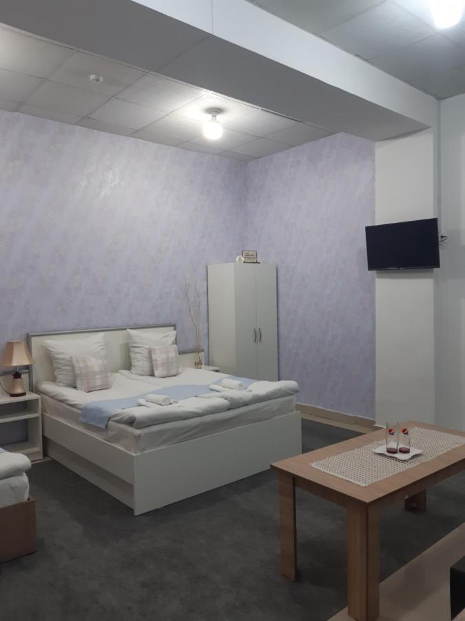 Lind Guest House B&B 久姆里 外观 照片