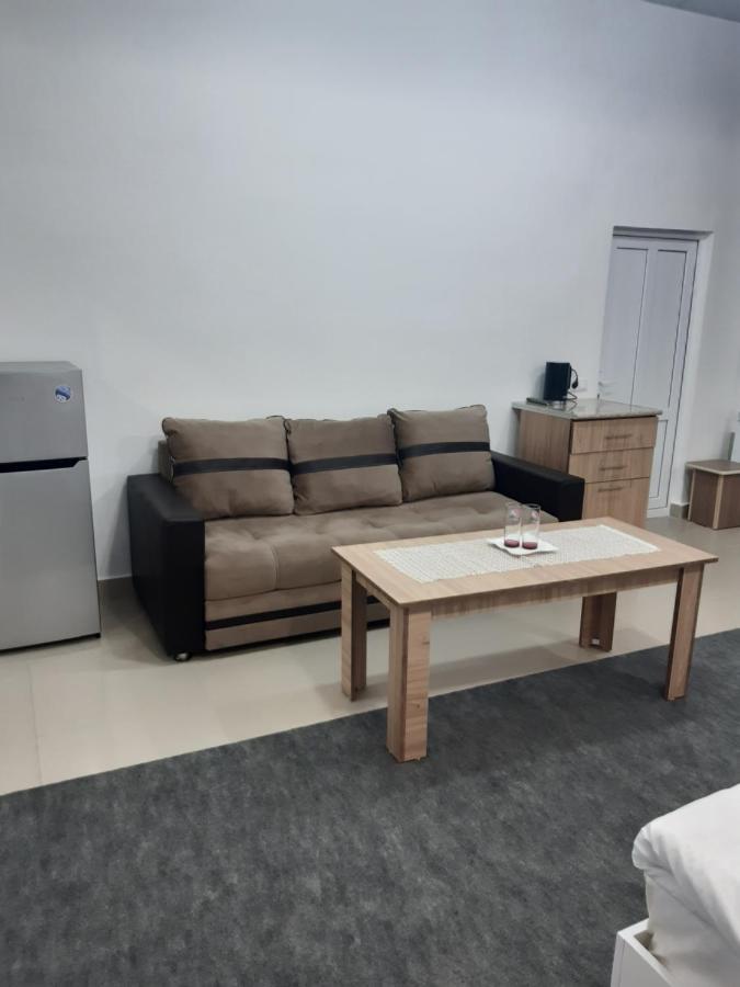 Lind Guest House B&B 久姆里 外观 照片