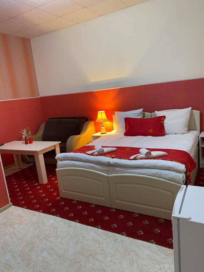 Lind Guest House B&B 久姆里 外观 照片