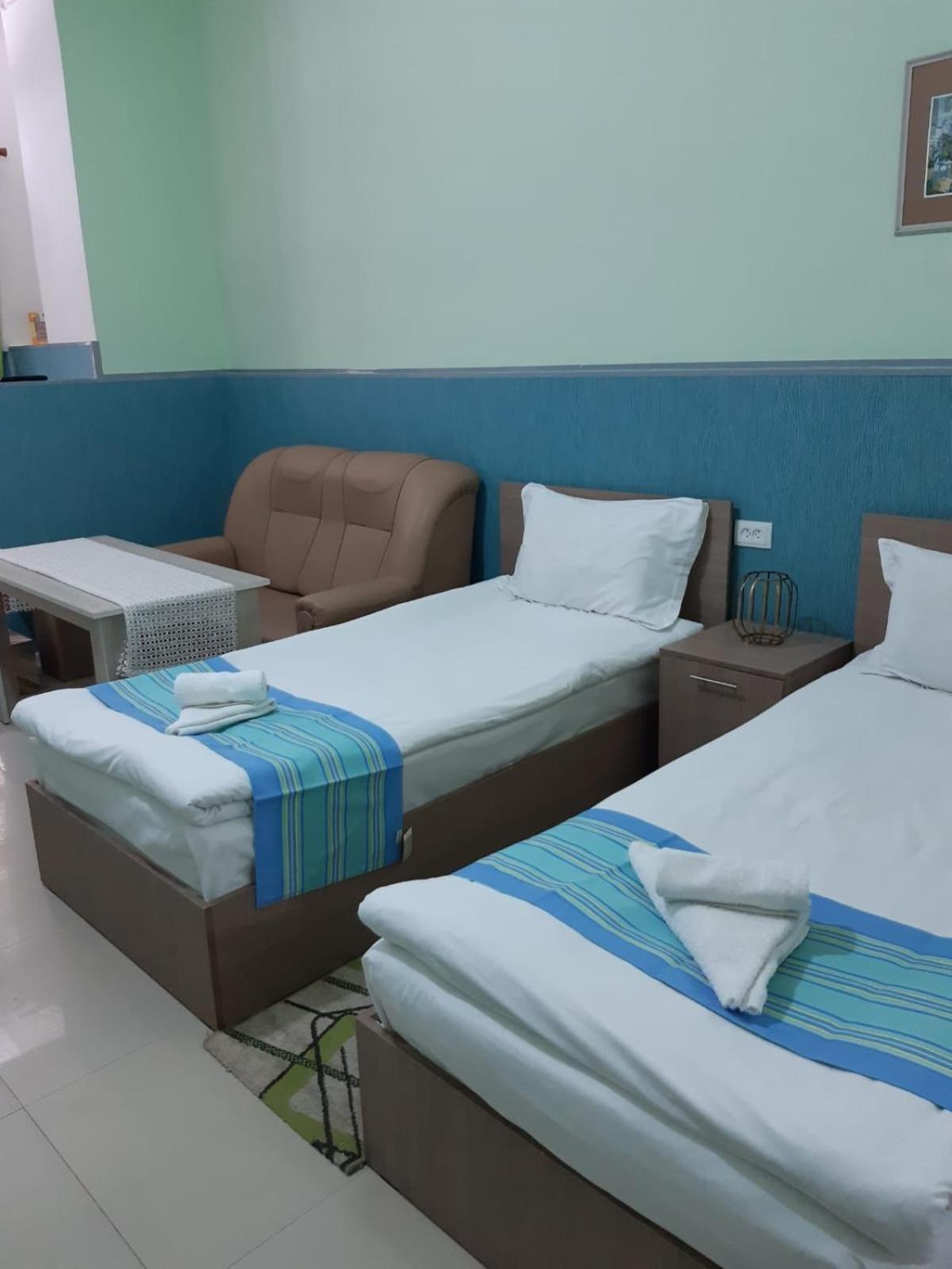 Lind Guest House B&B 久姆里 外观 照片