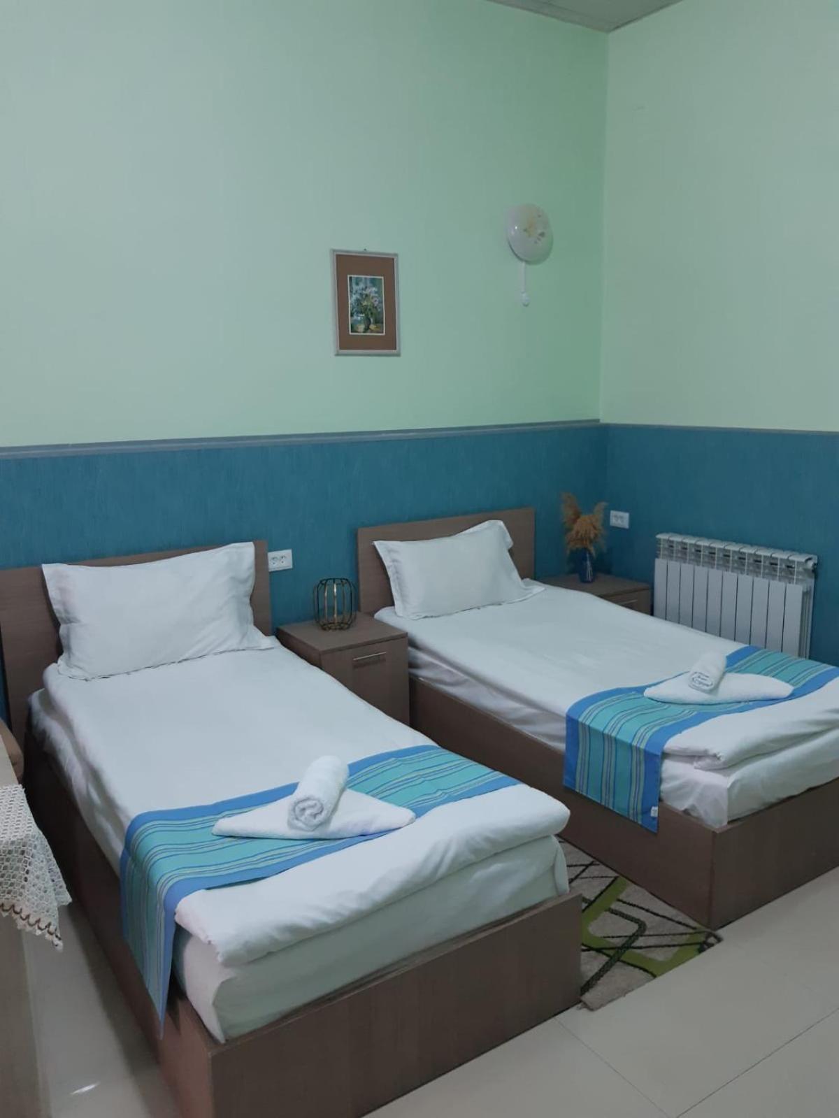 Lind Guest House B&B 久姆里 外观 照片