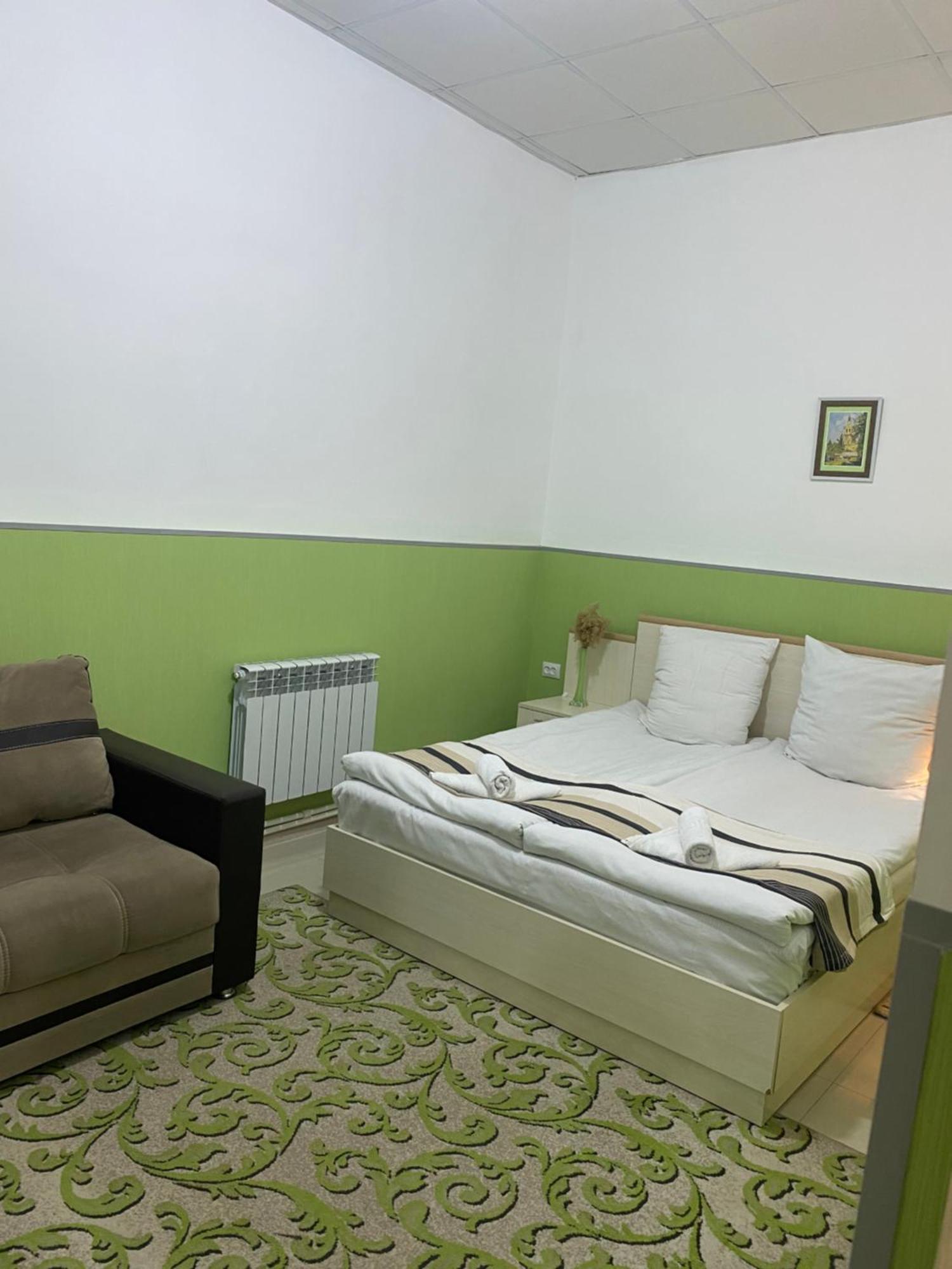 Lind Guest House B&B 久姆里 外观 照片